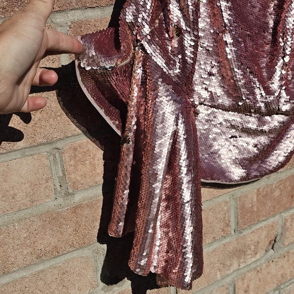 Aidan Mattox rose gold sequin blouse - Picture 2 of 8